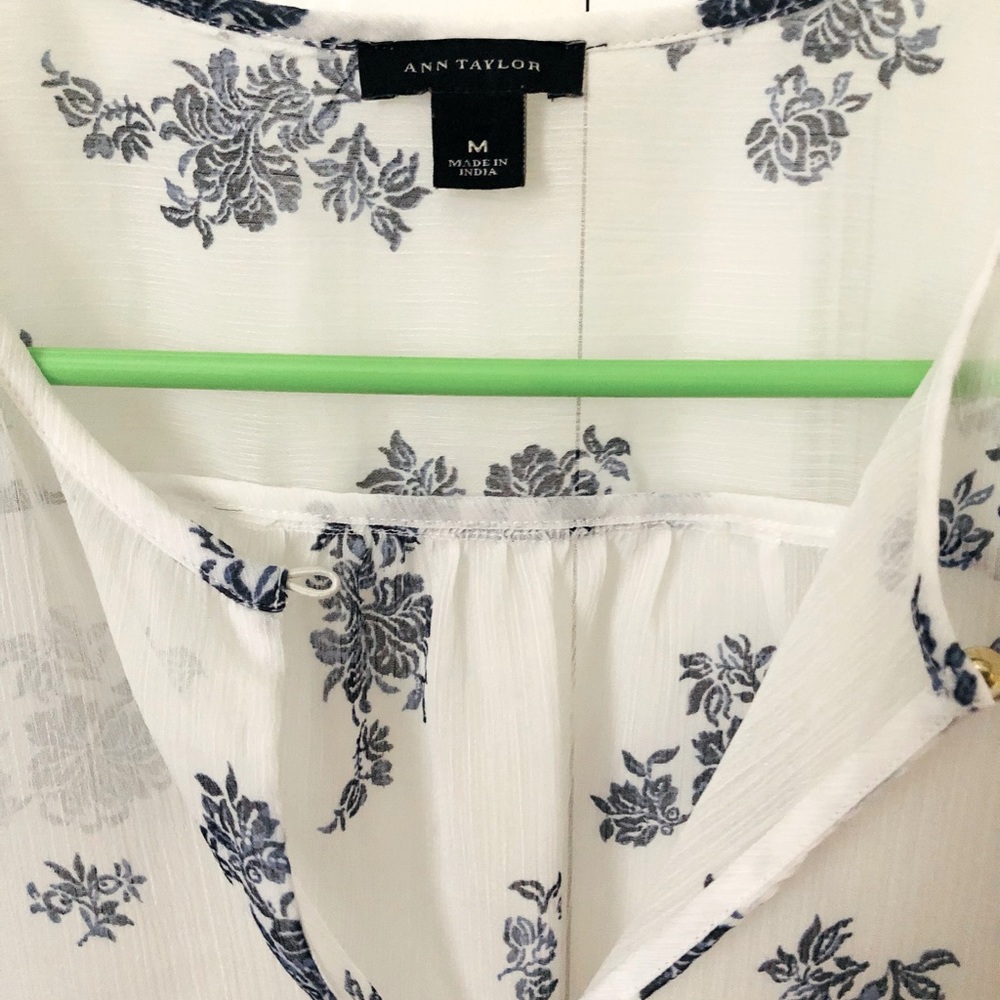FLORAL TOP - Picture 2 of 2
